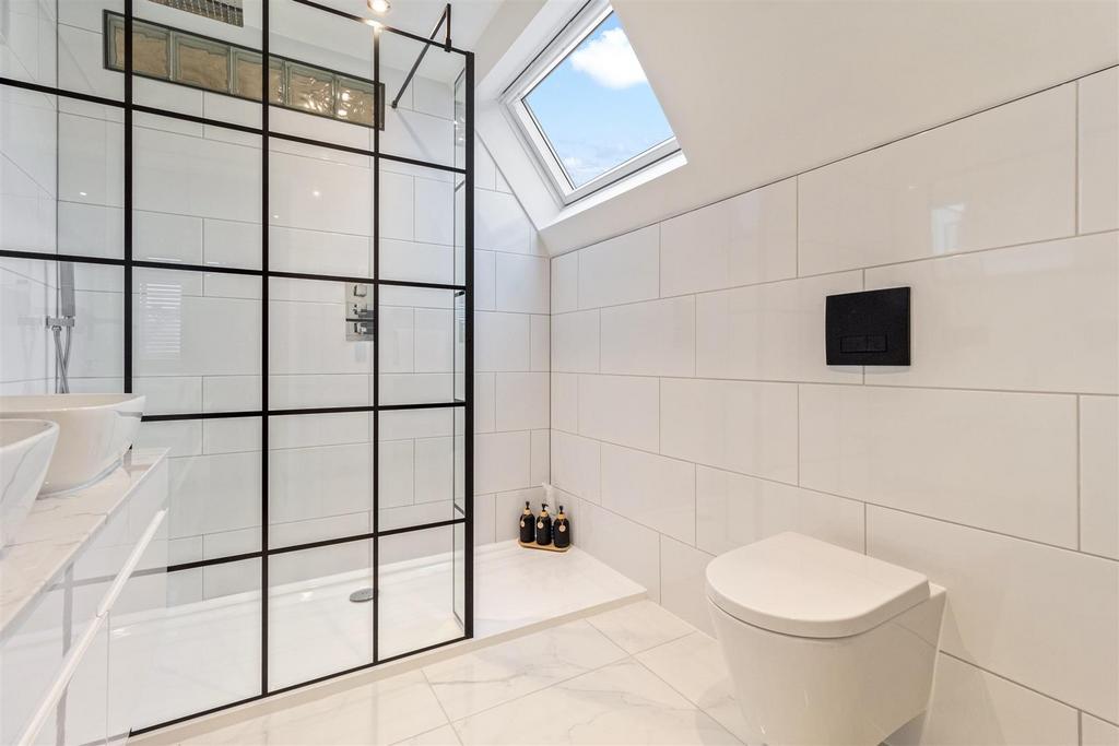9 Maytree Close-022.jpg