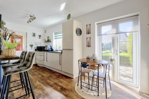 105 Barnaby Crescent, Middlesbrough, TS6 9HL