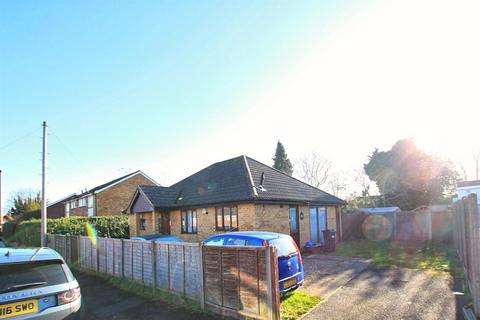 1a Sonia Gardens, Hounslow, TW5 0LZ