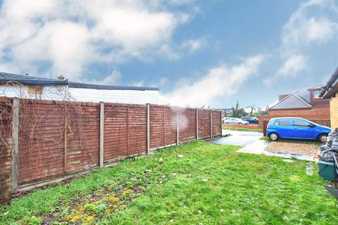1a Sonia Gardens, Hounslow, TW5 0LZ
