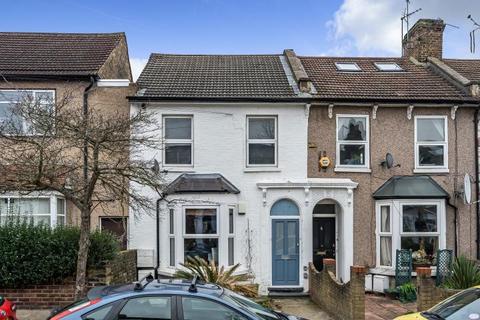 2 bedroom flat for sale, Grange Park Road, London, E10