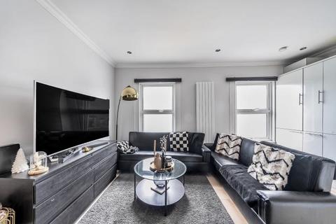 2 bedroom flat for sale, Grange Park Road, London, E10