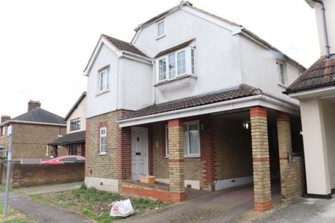 1 bedroom maisonette to rent, Wick Drive, Wickford, Essex, SS12