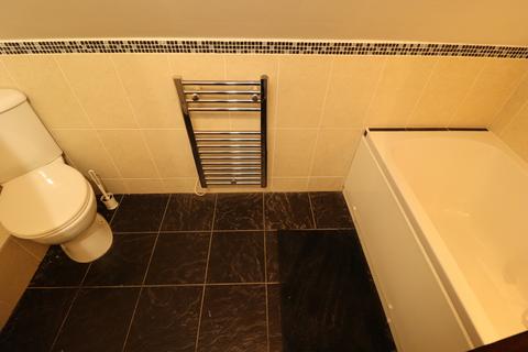 1 bedroom maisonette to rent, Wick Drive, Wickford, Essex, SS12