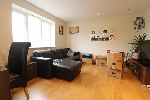1 bedroom maisonette to rent, Wick Drive, Wickford, Essex, SS12