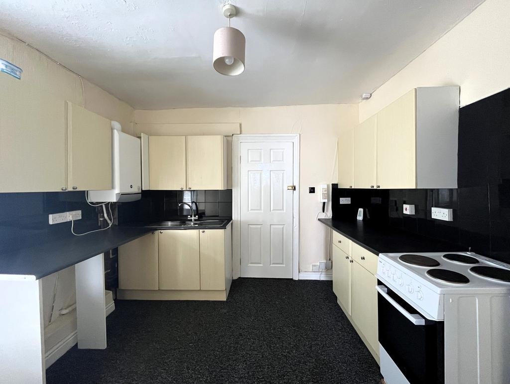 Kitchen 2