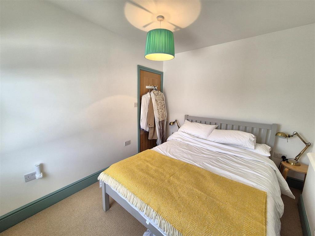 Bedroom 3 .jpg