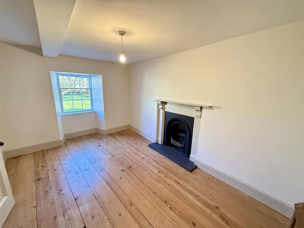 Sitting room/bedroom 3