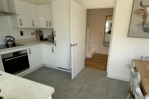 2 bedroom semi-detached house for sale, Hutton Road, Kineton, Warwick