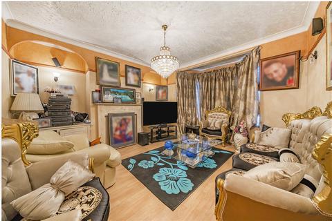 95 Weigall Road, London, SE12 8HG