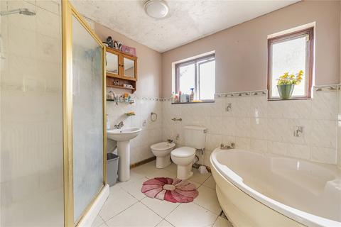 95 Weigall Road, London, SE12 8HG