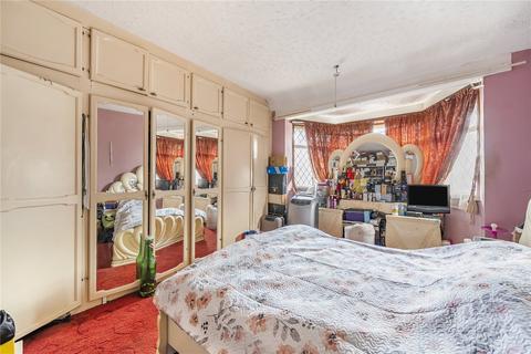 95 Weigall Road, London, SE12 8HG