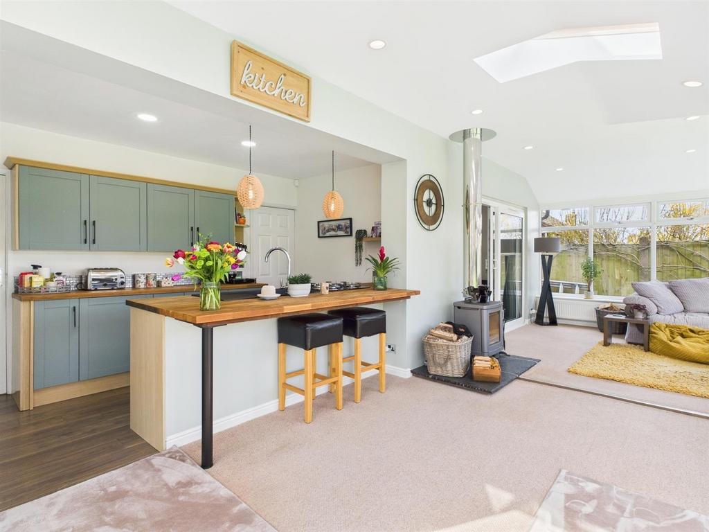 Family Room/Kitchen