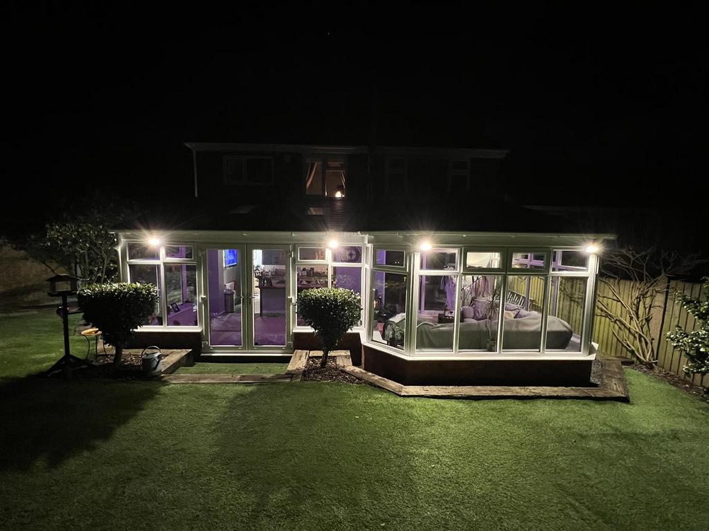Garden Night