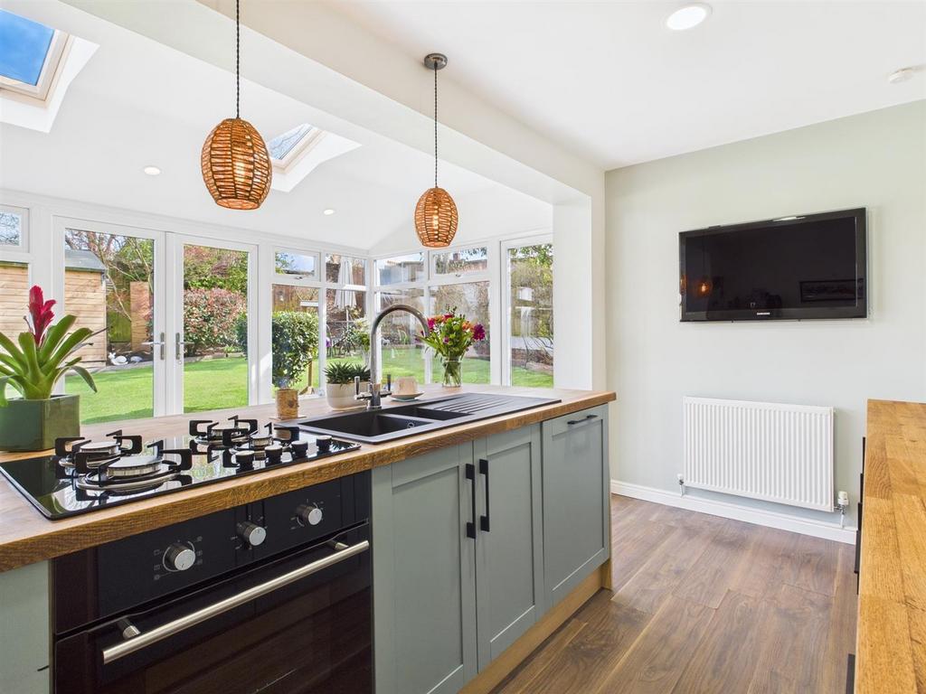 Kitchen/Family Room