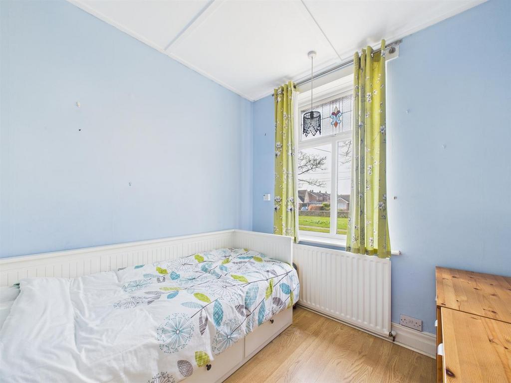 Bed 3.jpg
