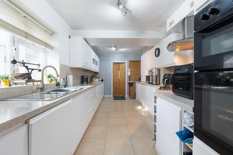 2 bedroom semi-detached house for sale, Westlea Road, Royal Leamington Spa