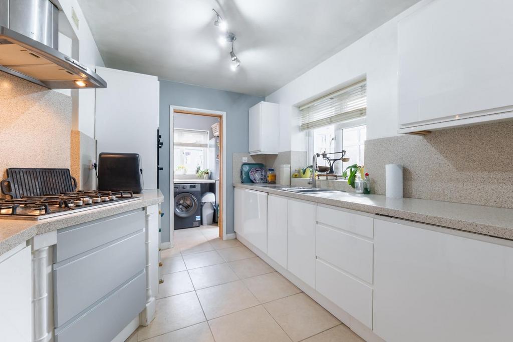 Kitchen-2.jpg