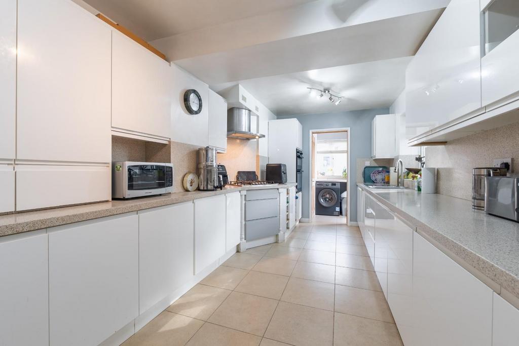 Kitchen-1.jpg