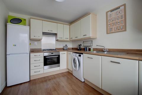 3 bedroom end of terrace house for sale, Aspen Walk, Dereham