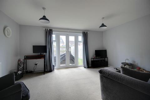 3 bedroom end of terrace house for sale, Aspen Walk, Dereham