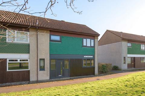3 bedroom end of terrace house for sale, Yew Grove, Livingston, EH54