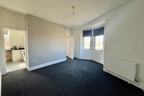 2 bedroom flat to rent, Garrick Street, South Shields, NE33