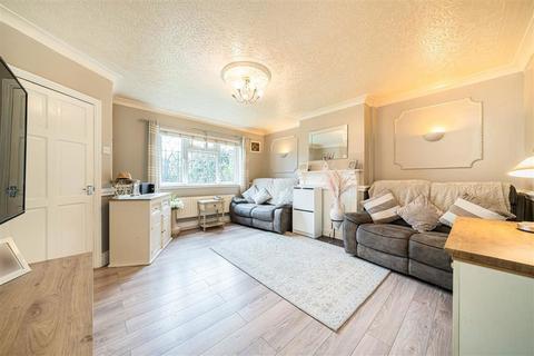 3 bedroom house for sale, Kashmir Road, London SE7