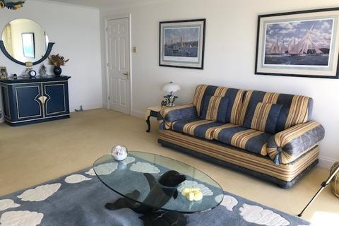 2 bedroom apartment for sale, Radnor Cliff, Folkestone, Kent, CT20