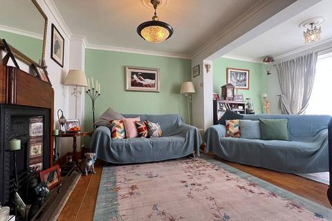 14 Ansell Grove, Carshalton, SM5 2BB