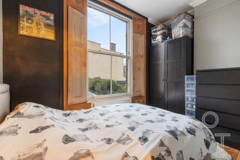 1 bedroom flat for sale, Prince Of Wales Road, Kentish Town, NW5