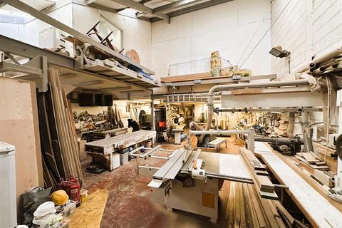 Industrial unit for sale, Willow Lane, London CR4