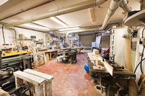 Industrial unit for sale, Willow Lane, London CR4