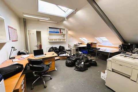 Industrial unit for sale, Willow Lane, London CR4