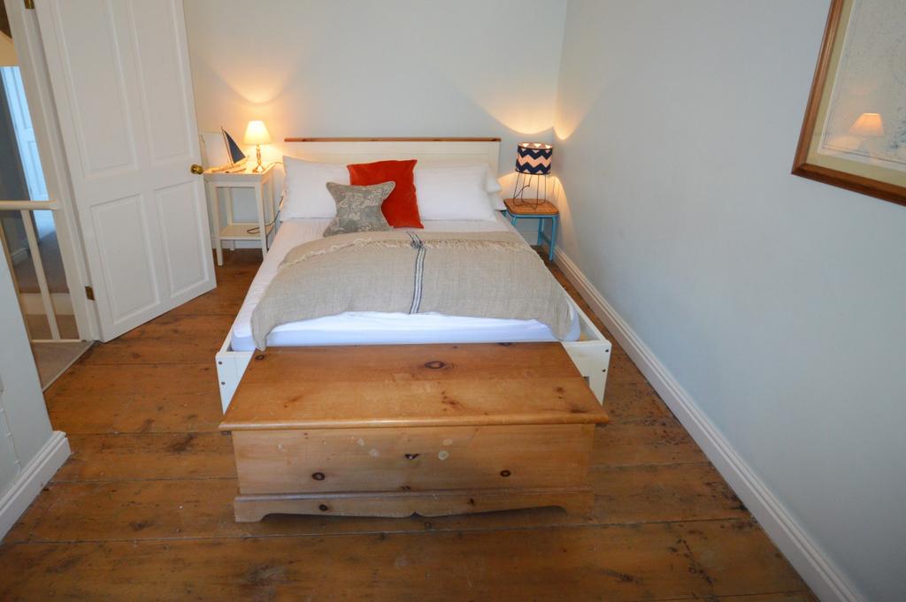 Front Double Bedroom 2