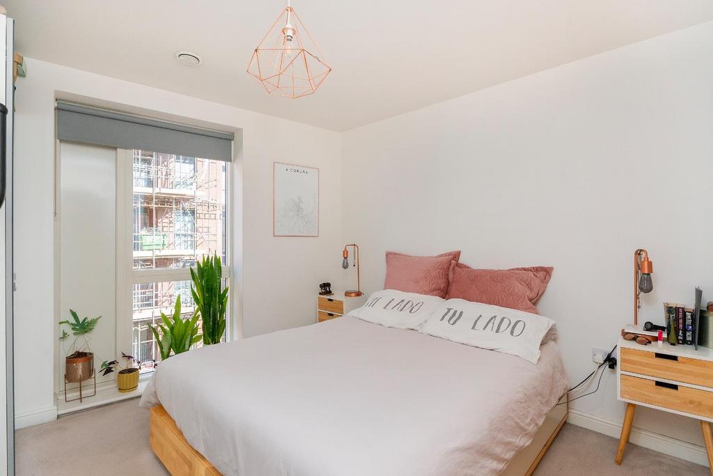 1 S0 HRE - Bedroom E.jpg