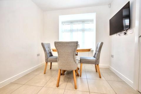 33 Heselden Drive, Wakefield, WF1 4FQ