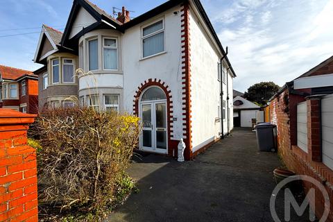 Cornwall Avenue, Bispham