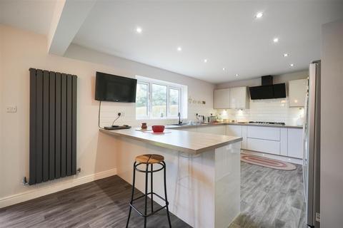 5 bedroom detached house for sale, The Crest, Bradley, Huddersfield