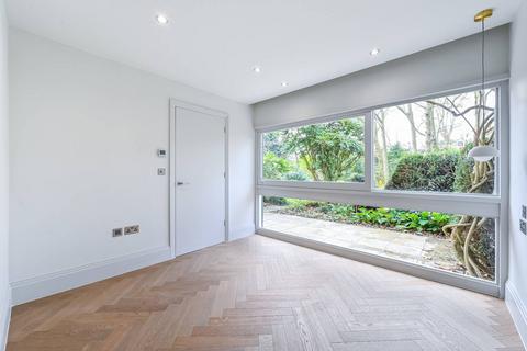 2 bedroom flat for sale, Park Village East, Regent's Park, London, NW1
