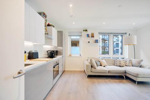 1 bedroom apartment for sale, at Apartment 30 Discovery House, Juniper Drive, London SW18