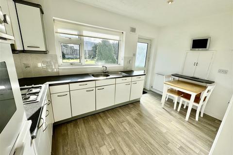 undefined, Lon Ceredigion, Pwllheli