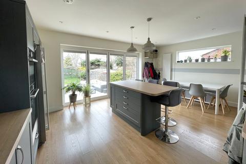 undefined, Fellows Road, FARNBOROUGH GU14