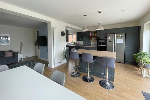 undefined, Fellows Road, FARNBOROUGH GU14