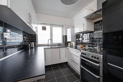 4 bedroom flat to rent, Percival Street, Clerkenwell, London, EC1V