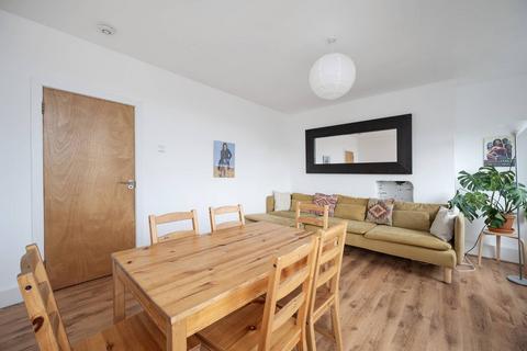 4 bedroom flat to rent, Percival Street, Clerkenwell, London, EC1V