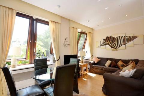 undefined, Whitehouse Apartments, Waterloo, London, SE1