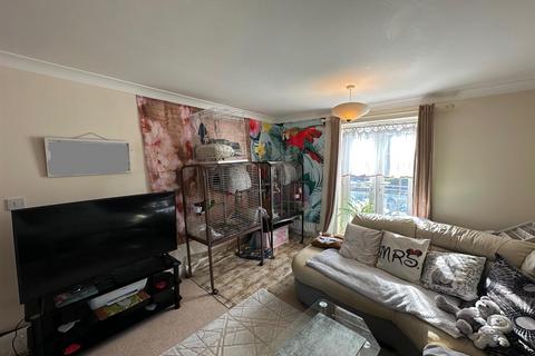 2 bedroom flat for sale, Eagle Way, Peterborough PE7