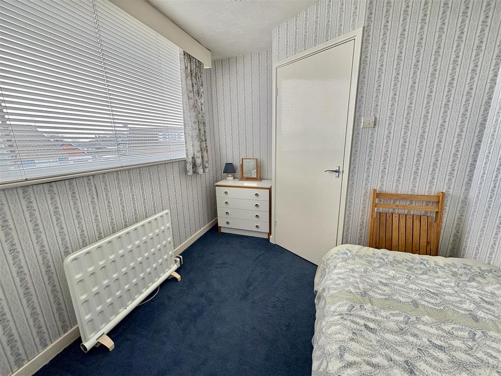 Bramleys Estate Agents - Sefton Avenue - Elland (8