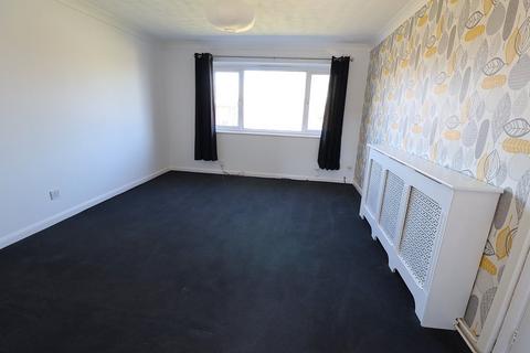 20 Barrymore Walk, Rayleigh, SS6 8YF